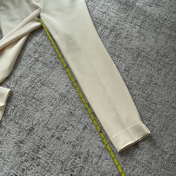 RW&CO. Signature Slim-Fit Ankle Pant - 28" Elegant Cream Women's Pants Size 4 - Picture 14 of 14